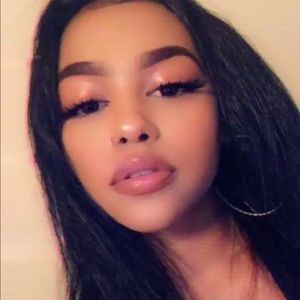 Meet your Posher, Ciara